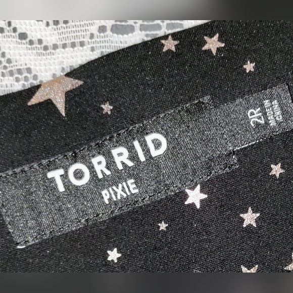 Torrid Pixie Pants - Picture 6 of 10